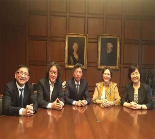 范迪安、徐冰在美國華盛頓舉行當(dāng)代中國藝術(shù)演講
