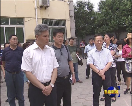 全省民族團(tuán)結(jié)進(jìn)步創(chuàng)建觀摩團(tuán)來我區(qū)觀摩