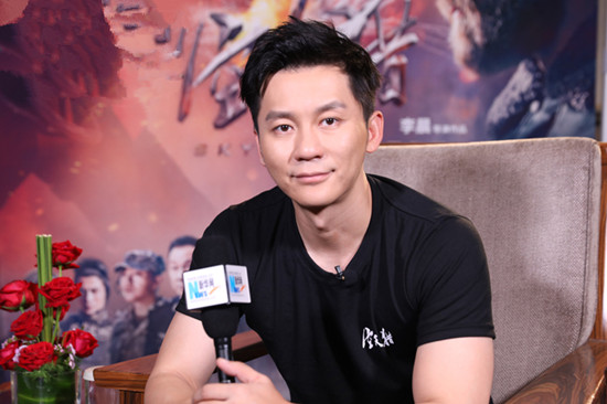 李晨：歲月靜好，是有人替我們誓死捍衛(wèi)