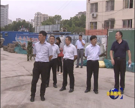 王懷福檢查城區(qū)新建學(xué)校工程進展情況