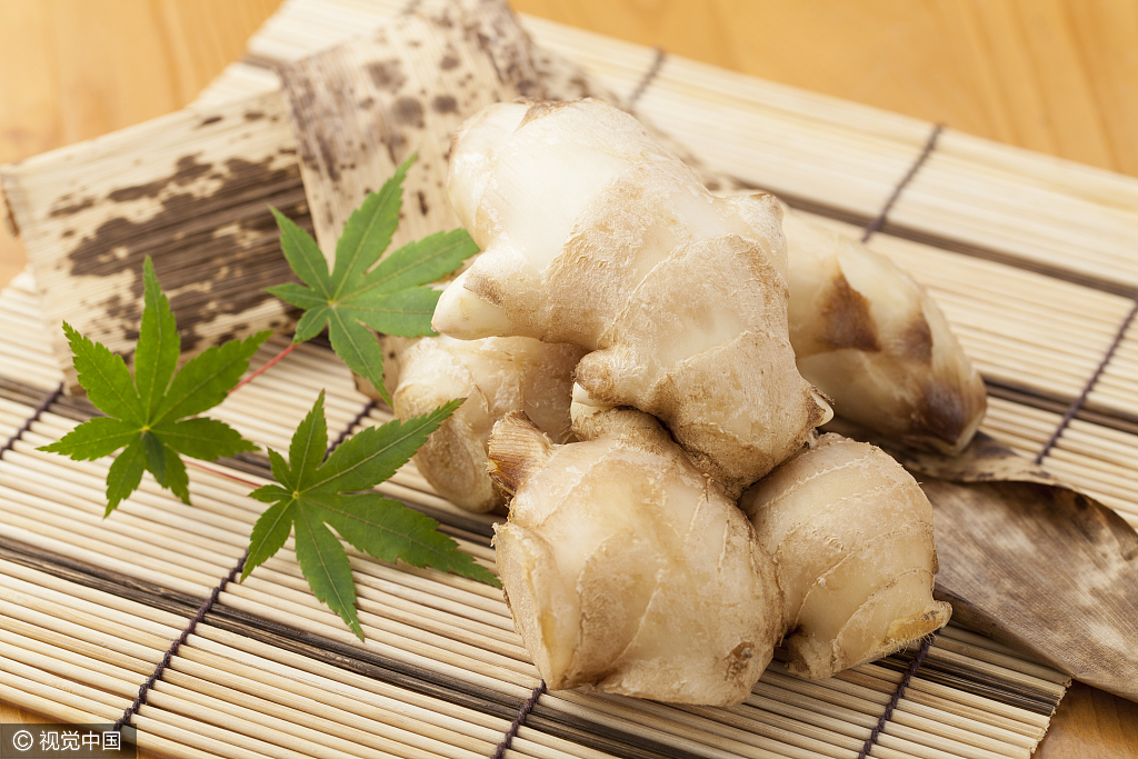 泡腳的時(shí)候加點(diǎn)它，一周逼出體內(nèi)濕氣，不用再去拔罐了