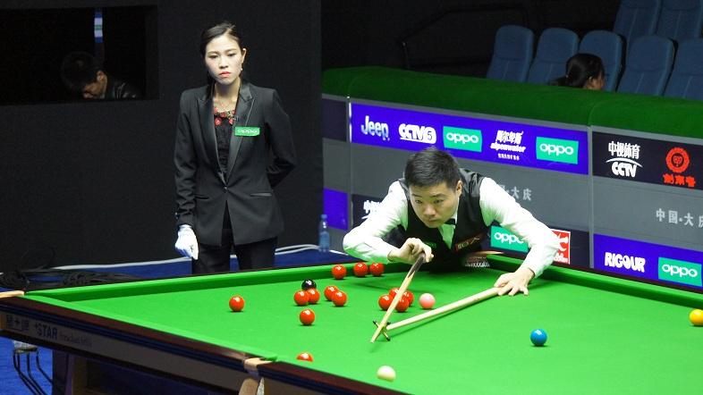 國錦賽丁俊暉低迷止步首輪 中國5人晉級(jí)梁文博險(xiǎn)勝