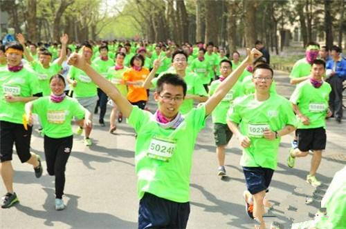 讓大學(xué)生參與鍛煉 “趕鴨子上架”是否是最優(yōu)選擇？