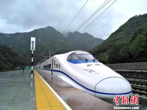 西成高鐵今日開通運營 西部交通版圖再添“動脈”