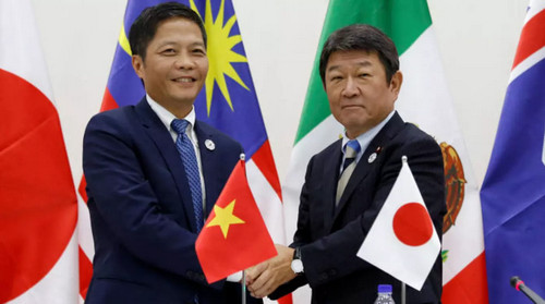 達(dá)沃斯首日：環(huán)太平洋11國(guó)達(dá)成TPP貿(mào)易協(xié)議 美國(guó)缺席
