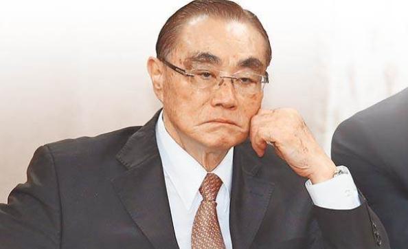 臺“防長”馮世寬下周一將下臺 蔡英文親自通知