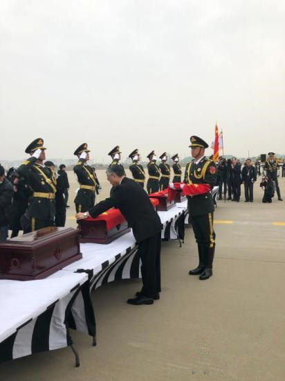 中韓順利交接第五批在韓中國人民志愿軍烈士遺骸