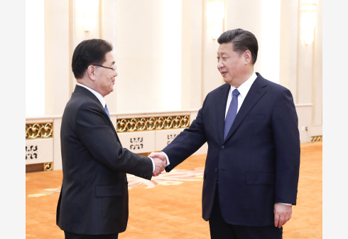 習(xí)近平會(huì)見(jiàn)韓國(guó)總統(tǒng)特使鄭義溶