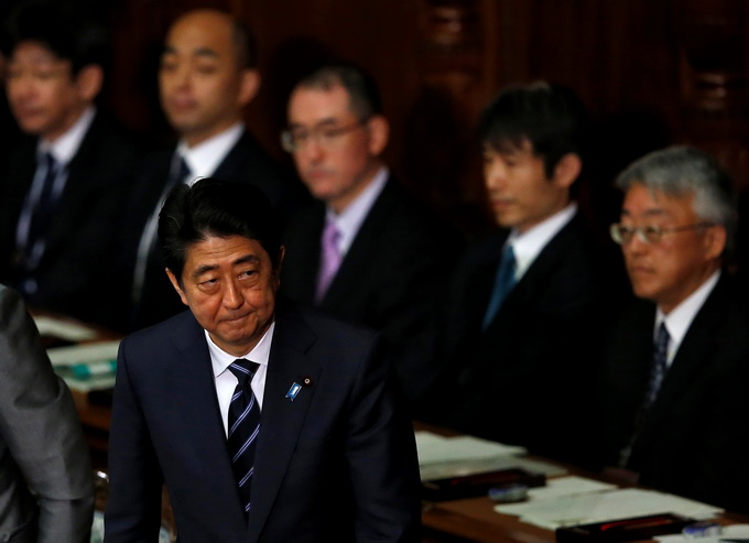 安倍內(nèi)閣支持率再跌 民眾稱“無(wú)法相信首相”