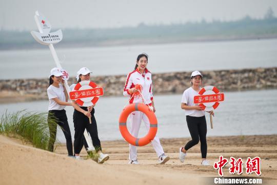 中國(guó)長(zhǎng)江中下游省份江西河流、水庫(kù)、山塘密布，開(kāi)放性水域廣闊，進(jìn)入夏季以來(lái)，青少年溺水事故頻發(fā)，防溺水形勢(shì)頗為嚴(yán)峻。 鮑贛生 攝