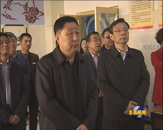 德州市關工委來我區(qū)考察學習 榮紅智陪同活動
