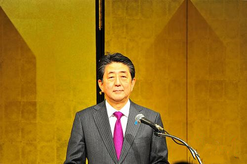 學(xué)園丑聞、性騷擾疑云加劇 安倍：將推進調(diào)查