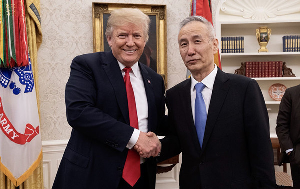 美國總統(tǒng)特朗普會見習近平主席特使、國務院副總理劉鶴