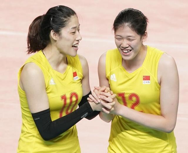 女排頭號新星又立功！郎平用活這位奇兵 朱婷賽后盛贊