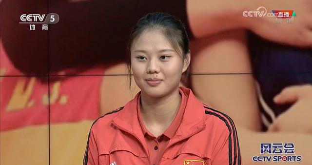 中國(guó)女排8朵金花驚艷熒屏：朱婷帥氣張常寧女神范，丁霞美出新高度