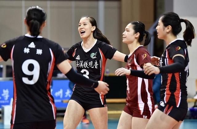 女排黑馬轟132分超袁心玥1倍 最美副攻為郎平解憂？