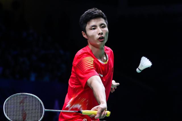 挑戰(zhàn)！國羽1號男單完勝日本人晉級8強，將與印尼一哥爭4強！