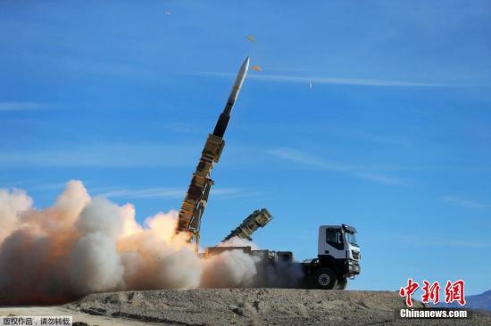 美國制裁生效同天 伊朗舉行一年一度空軍演習(xí)