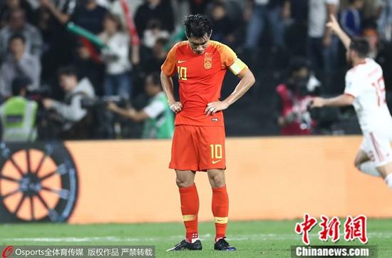 國(guó)足告別亞洲杯：再見(jiàn)鄭智！再見(jiàn)里皮！