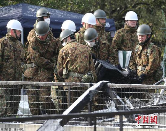 日防相視察自衛(wèi)隊(duì)駐地，民眾抗議：我們不需要彈藥庫