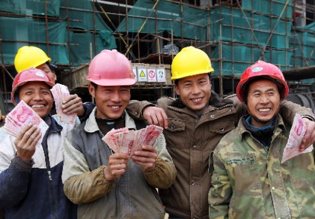 農(nóng)民工欠薪可在中國法律服務(wù)網(wǎng)求助 5小時(shí)內(nèi)律師解答