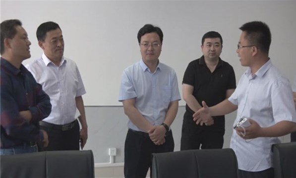 彭志國到東昌府區(qū)融媒體中心調(diào)研
