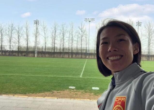 她曾是亞洲足壇教練超新星 如今肩負(fù)中國(guó)女足沖擊世少賽重任