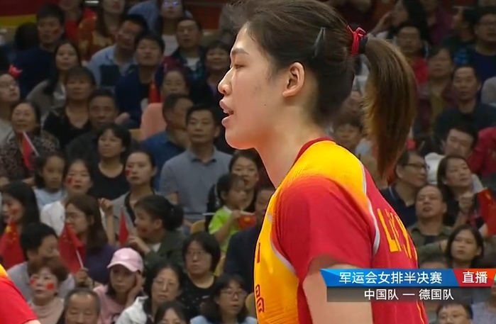 中國女排晉級軍運會決賽！第4個3-0送德國，僅丟29分，與巴西爭冠