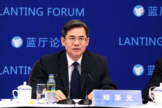 外交部召見美國駐華大使提出嚴正交涉，敦促美方糾正錯誤、停止利用涉港問題干涉中國內(nèi)政