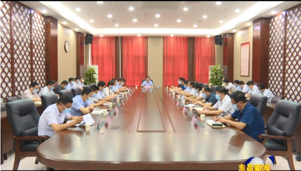 全區(qū)“六穩(wěn)”“六?！惫ぷ髀鋵嵡闆r專題調(diào)度會召開