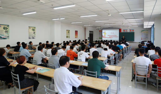 以學(xué)生為本！湖南一高校搭建網(wǎng)絡(luò)思政學(xué)習(xí)平臺(tái)“青馬在線”