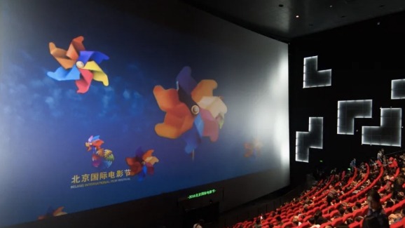 觀眾暫別影院的178天 電影業(yè)依然努力生長(zhǎng)