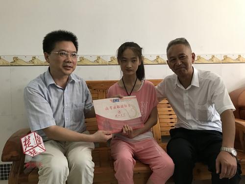 “我走得很慢，但我決不后退”