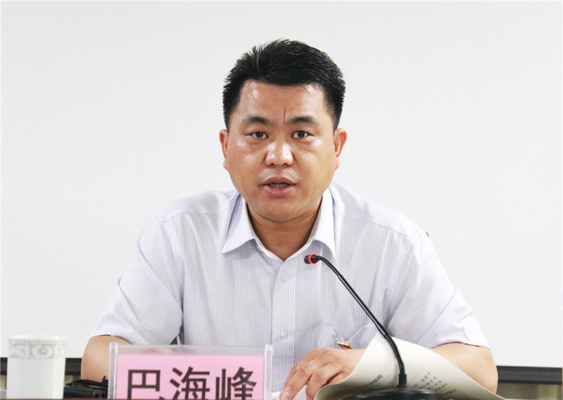 東昌府區(qū)委副書記、區(qū)長巴海峰到古樓街道開展黨史學(xué)習(xí)教育專題宣講