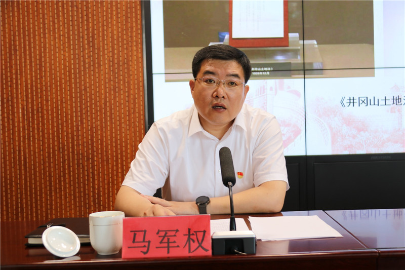 馬軍權(quán)到柳園街道開展黨史學(xué)習(xí)教育專題調(diào)研宣講