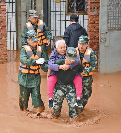 就河南鄭州等地災(zāi)情，各地各部門(mén)迅速組織力量防汛救災(zāi)——生命至上 眾志成城