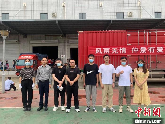 志愿者突發(fā)疾病 河南這群學生“教科書”般操作受點贊