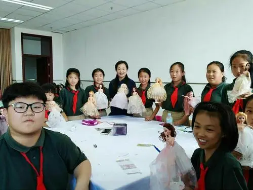 中小學(xué)生開展職業(yè)體驗 職業(yè)教育大有可為