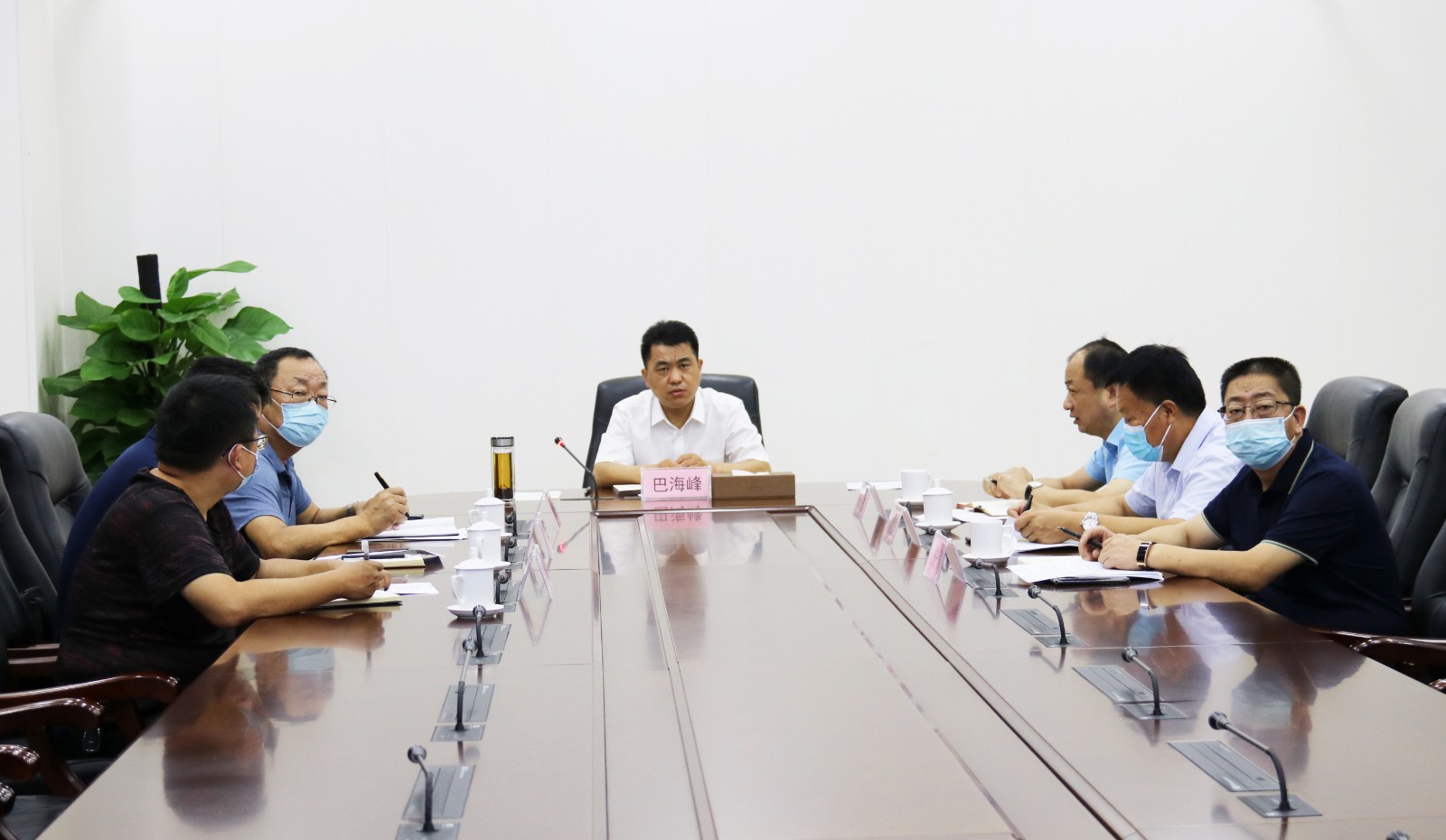 東昌府區(qū)組織收看全市違規(guī)取用地下水排查整治專項(xiàng)行動(dòng)工作視頻會(huì)議