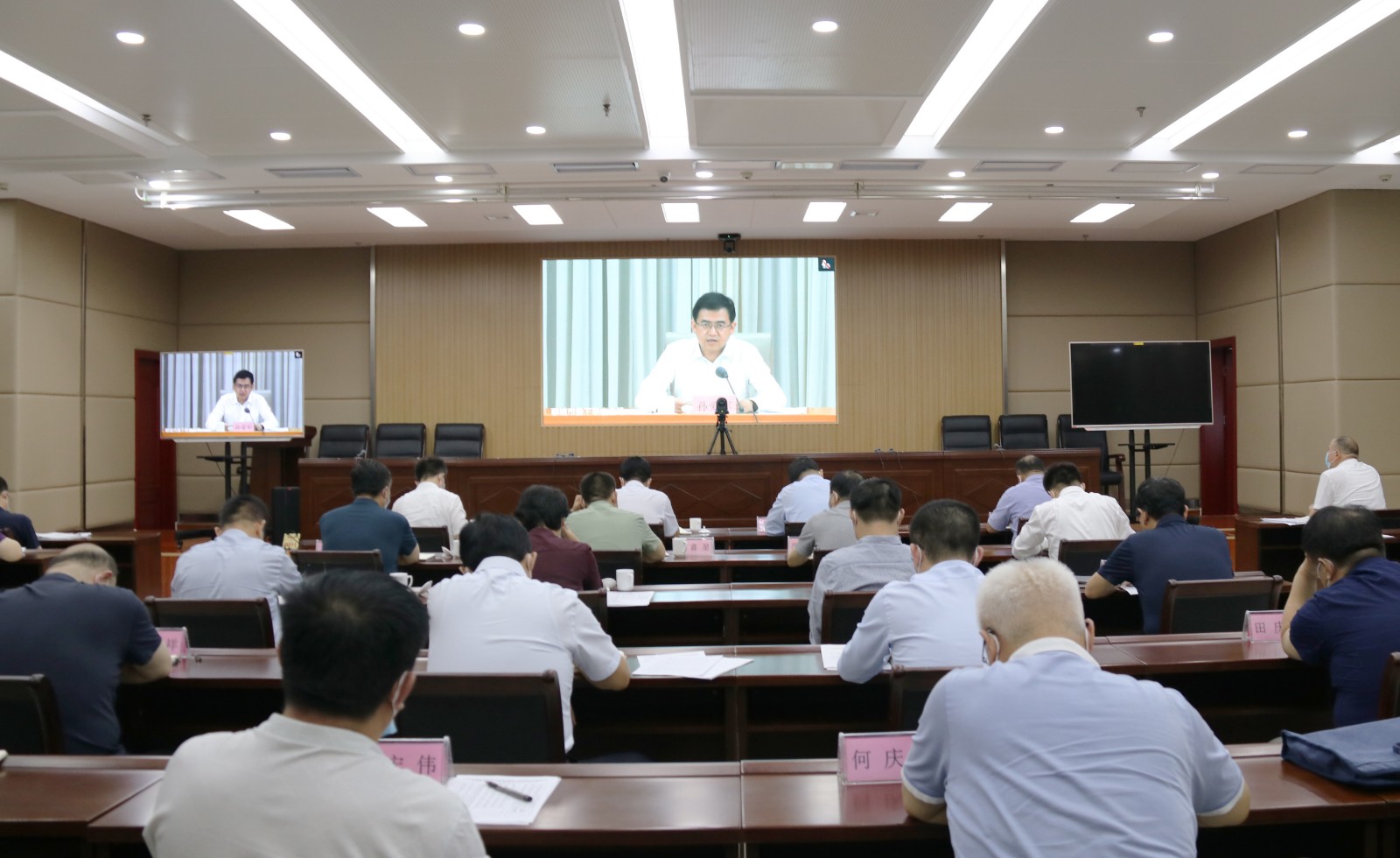 東昌府區(qū)組織收聽收看全市法治政府建設(shè)示范創(chuàng)建推進會
