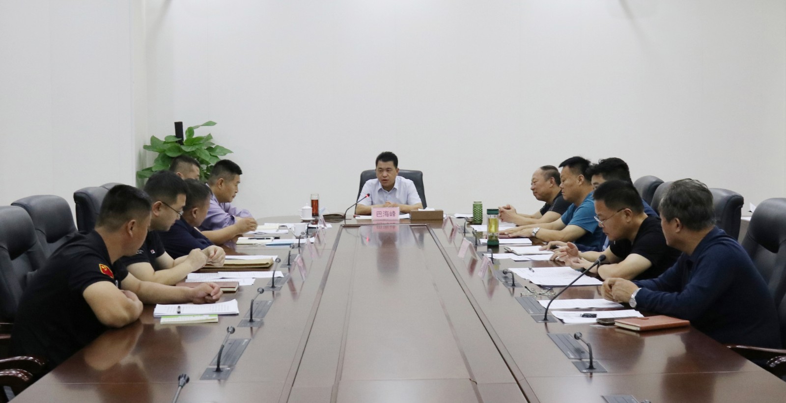 東昌府區(qū)委副書記、區(qū)長巴海峰調度全區(qū)城市建設重點項目工作