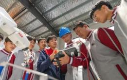 打造現代化職業(yè)教育體系