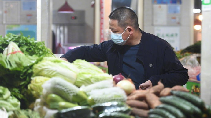 全國多地菜價(jià)持續(xù)上漲，原因有哪些？幾時(shí)降？