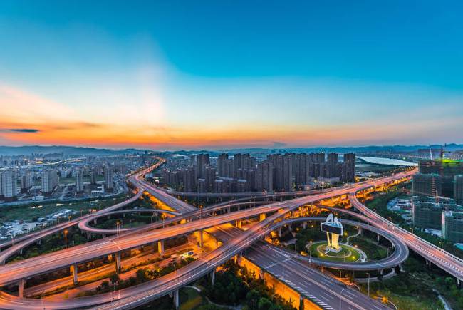 交通運輸部：到2025年“一腦、五網(wǎng)、兩體系”發(fā)展格局基本建成