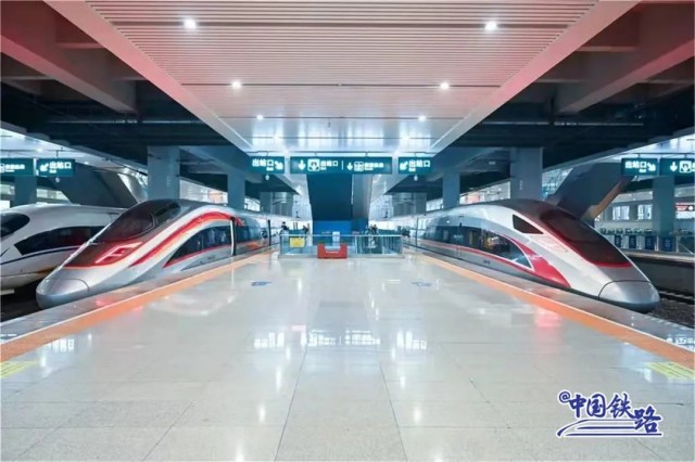 全國鐵路明年1月10日起實行新的列車運行圖！