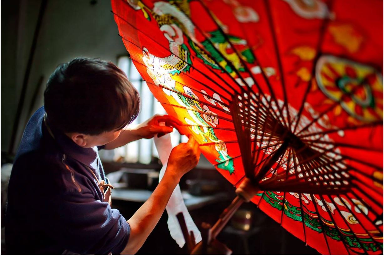 走進(jìn)“非遺”：文化傳承的另一種抵達(dá)