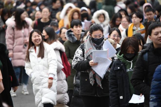 僅20年，我國研究生招生規(guī)模從十幾萬人增加到110多萬人