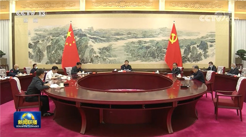 習(xí)近平會(huì)見國際奧委會(huì)主席巴赫