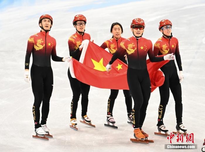 北京冬奧會(huì)的結(jié)束，是“中國冰雪元年”的開始