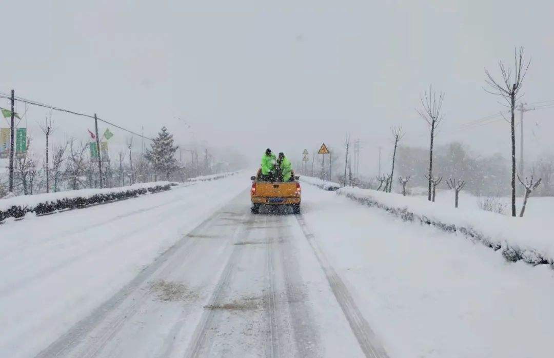 交通運輸部：受降雪及路面結冰影響 46條高速57個路段公路封閉